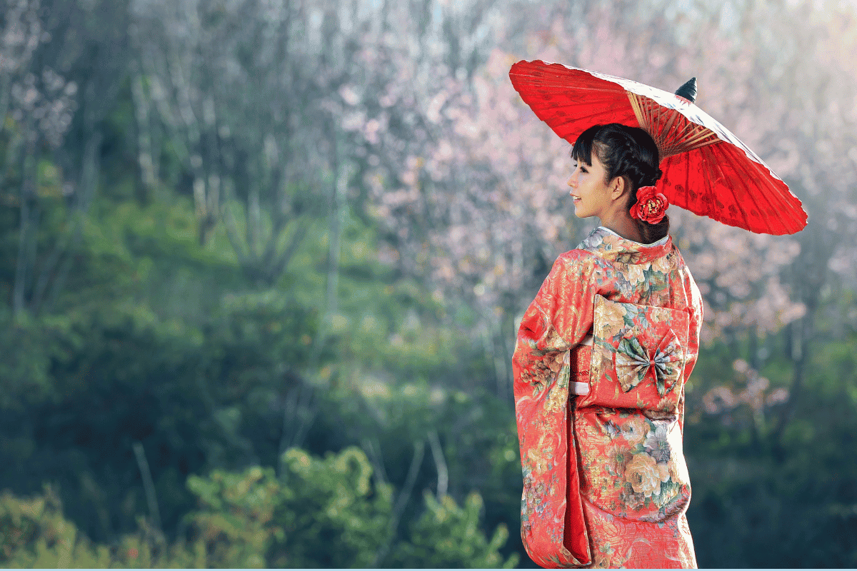 japonesa com roupas tradicionais para ilustrar os nomes japoneses femininos raros